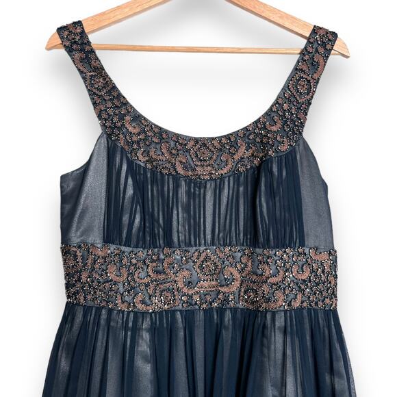 Adrianna Papell Evening 100% Silk Chiffon Beaded Fit N Flare Dress Womens Size 8 - Picture 3 of 10